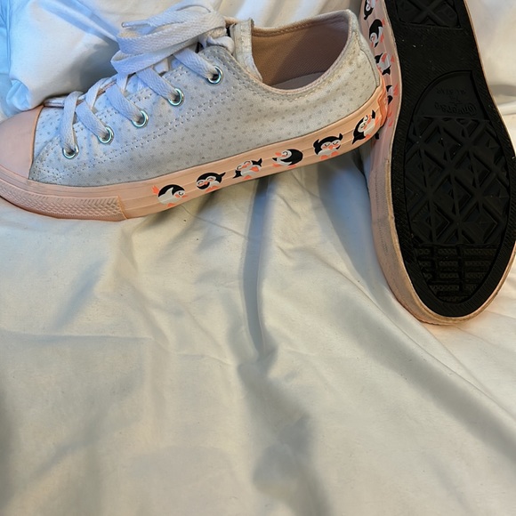 Last Call!! Converse All Stars Penguins size 3 - Picture 5 of 8